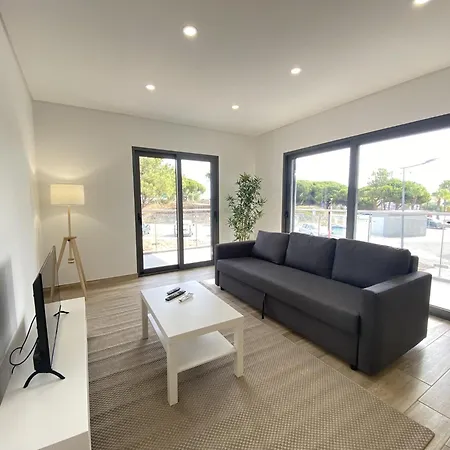 Modern By Homing Quarteira