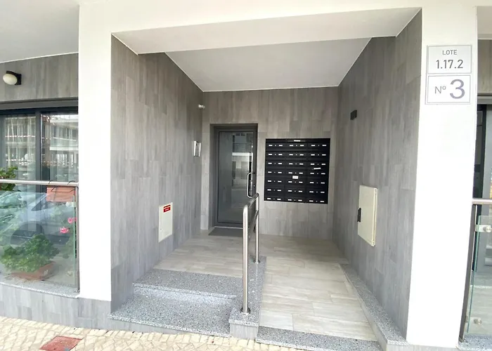 Modern By Homing Quarteira