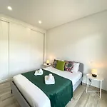 Modern By Homing *