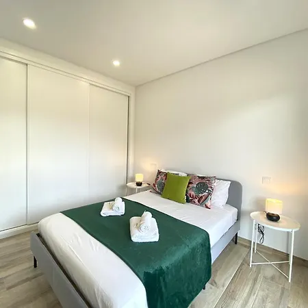 Modern By Homing *